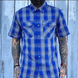 Dixxon Flannel Company Bamboo Short Sleeve Button Up in Ocean Blvd Size Medium